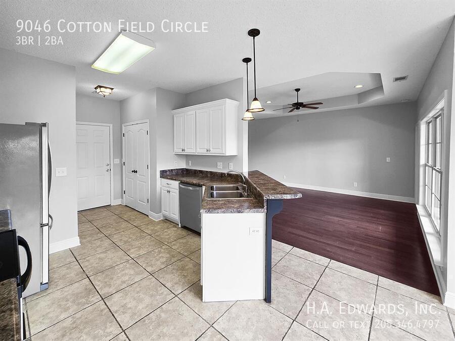 9046 Cotton Field Circle property image