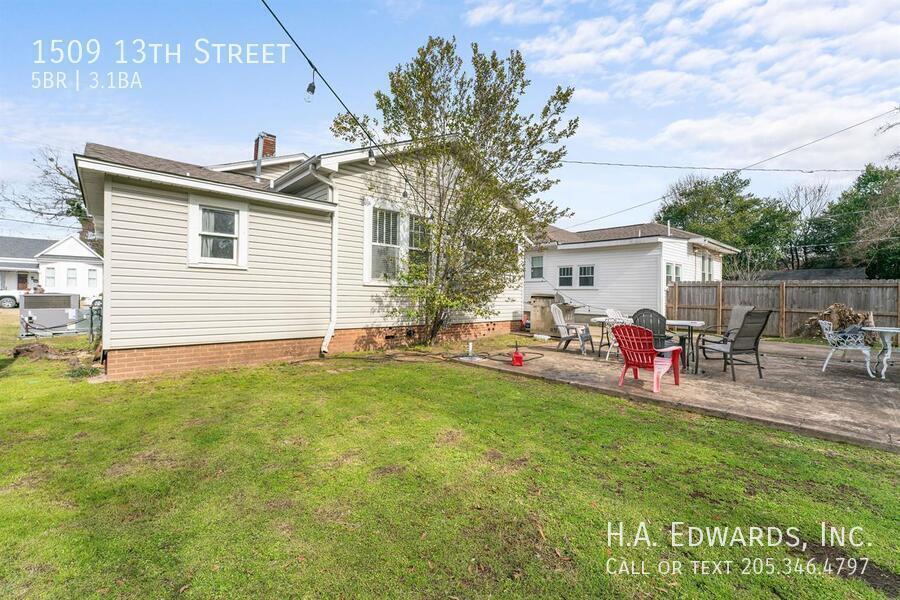 1509 13th Street property image