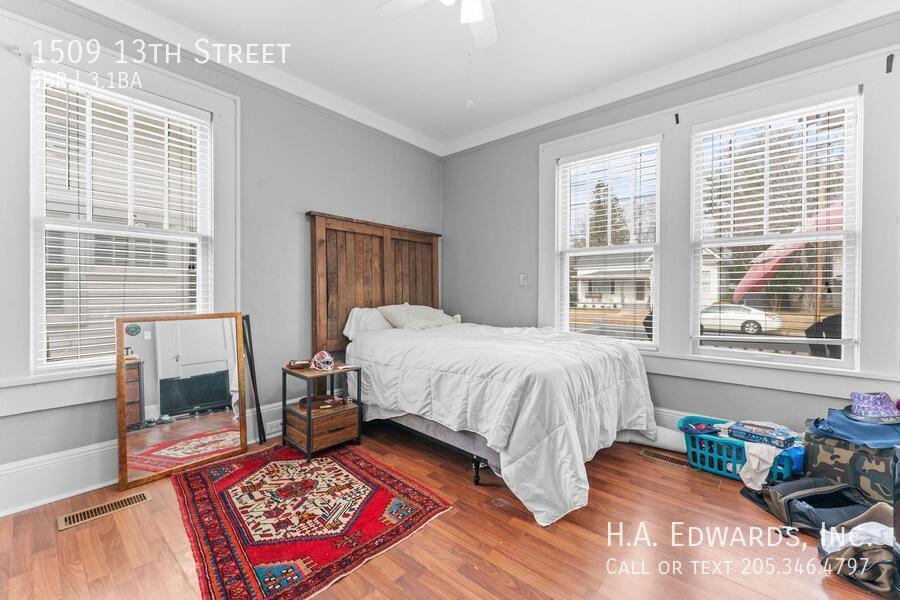 1509 13th Street property image