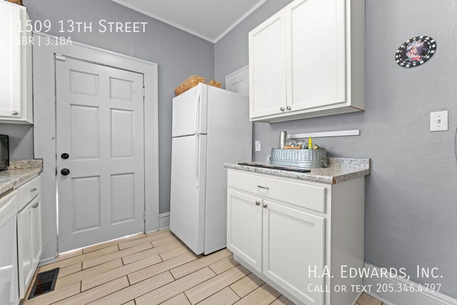 1509 13th Street property image