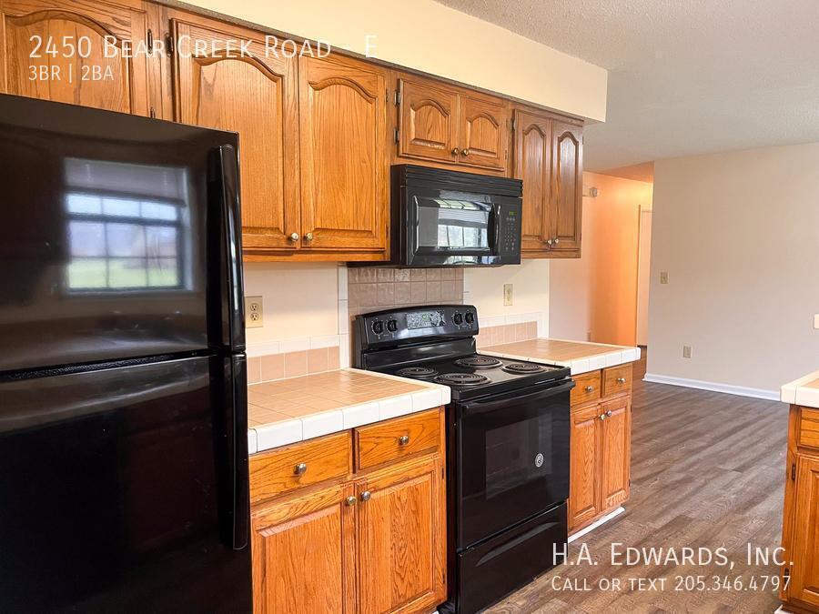 2450 Bear Creek Road E, Duncanville, AL 35456 property image