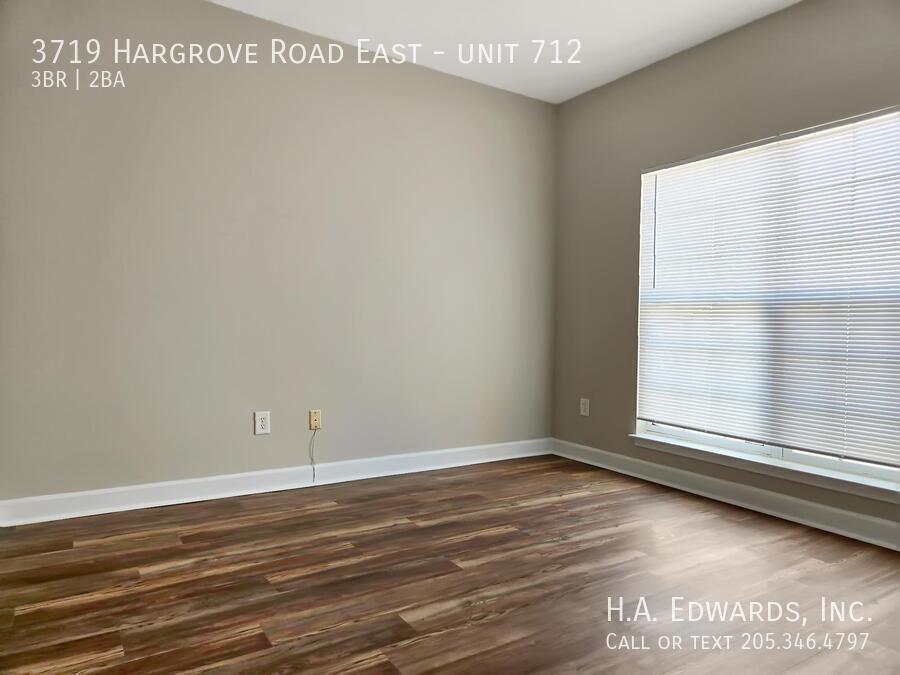 3719 Hargrove Road East, unit 712, Tuscaloosa, AL 35404 property image