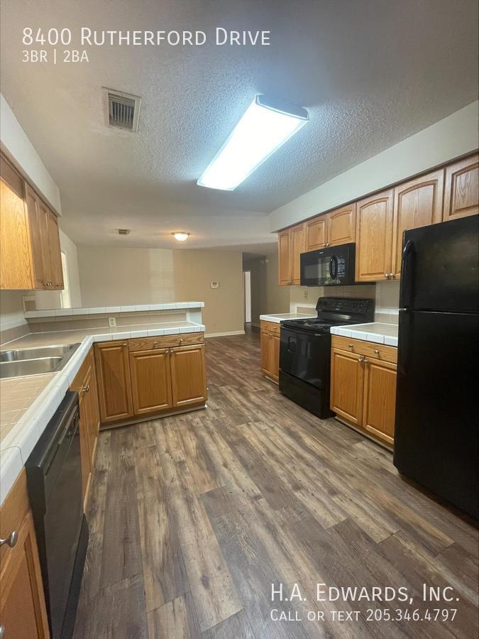8400 Rutherford Drive property image