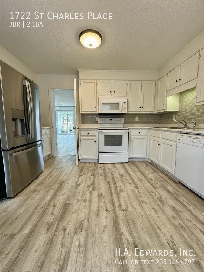 1722 St. Charles Place property image