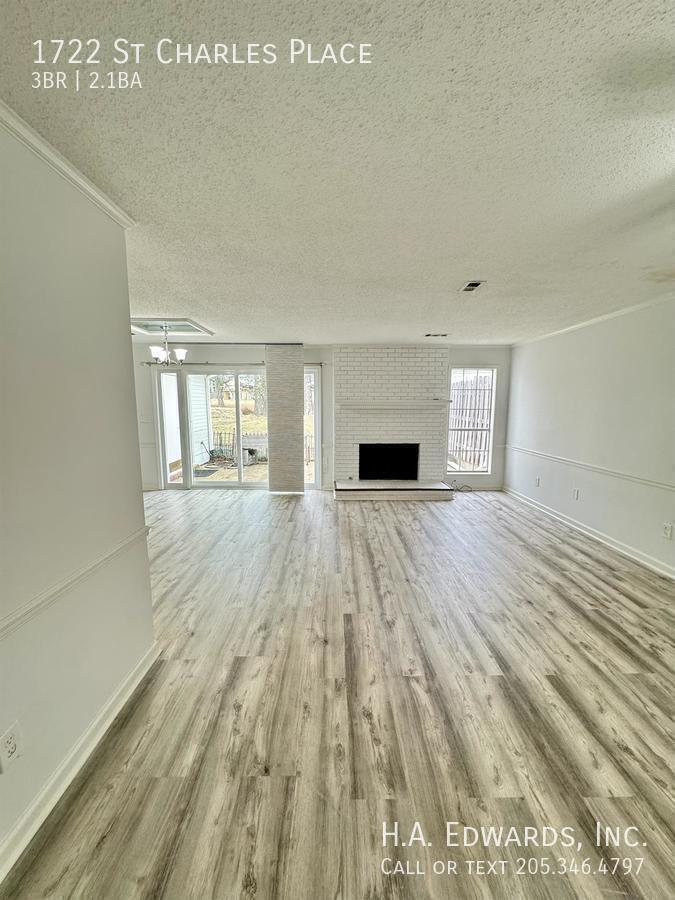 1722 St. Charles Place property image