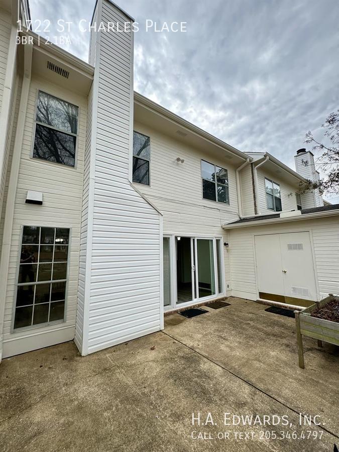 1722 St. Charles Place property image