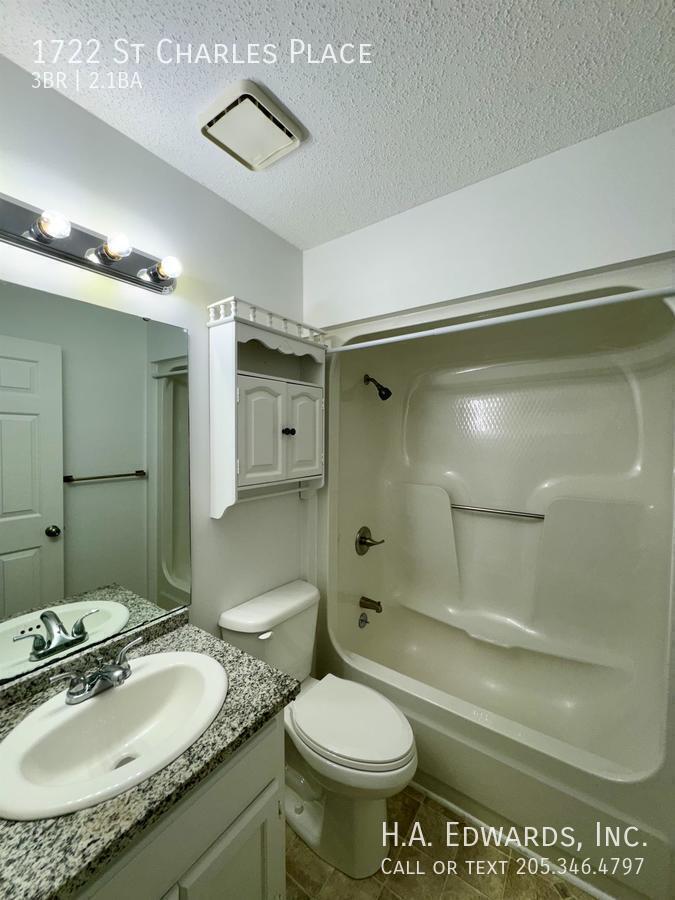 1722 St. Charles Place property image