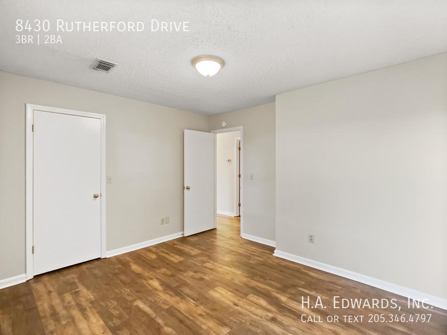 8430 Rutherford Drive property image