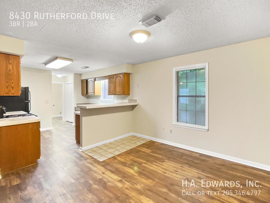 8430 Rutherford Drive property image