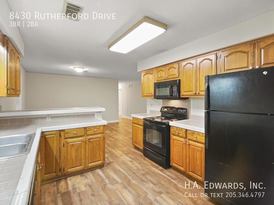8430 Rutherford Drive property image