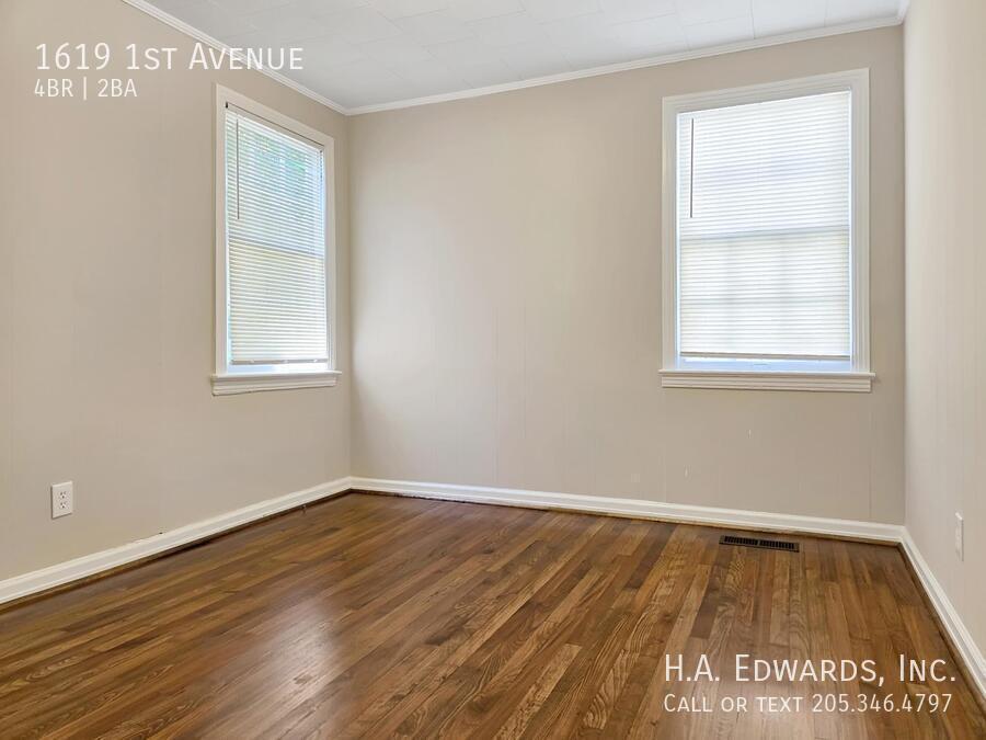 1619 1st Avenue property image