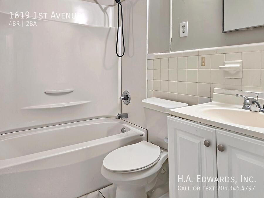 1619 1st Avenue property image