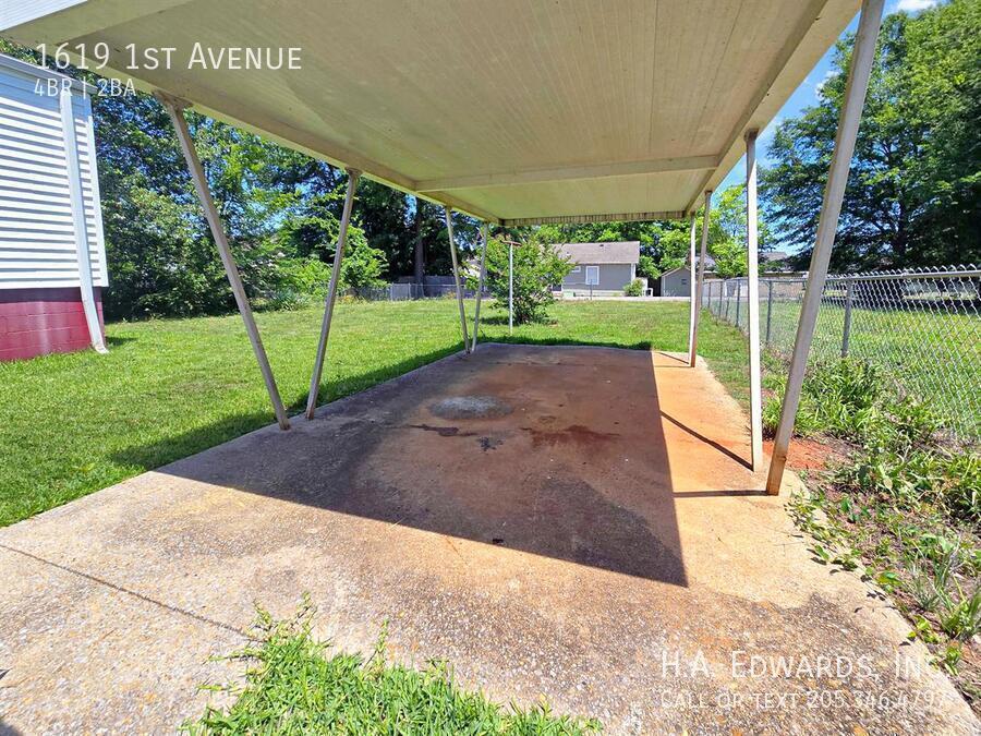 1619 1st Avenue property image