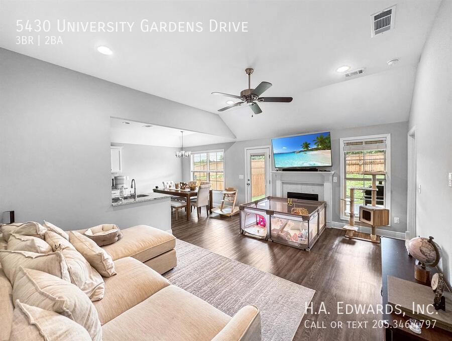 5430 University Garden Drive property image