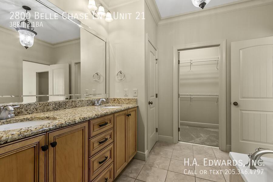2800 Belle Chase Ln. Unit 21 property image