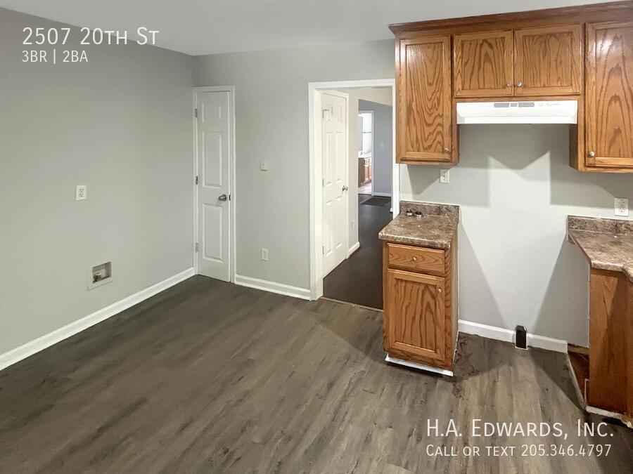 2507 20th St property image
