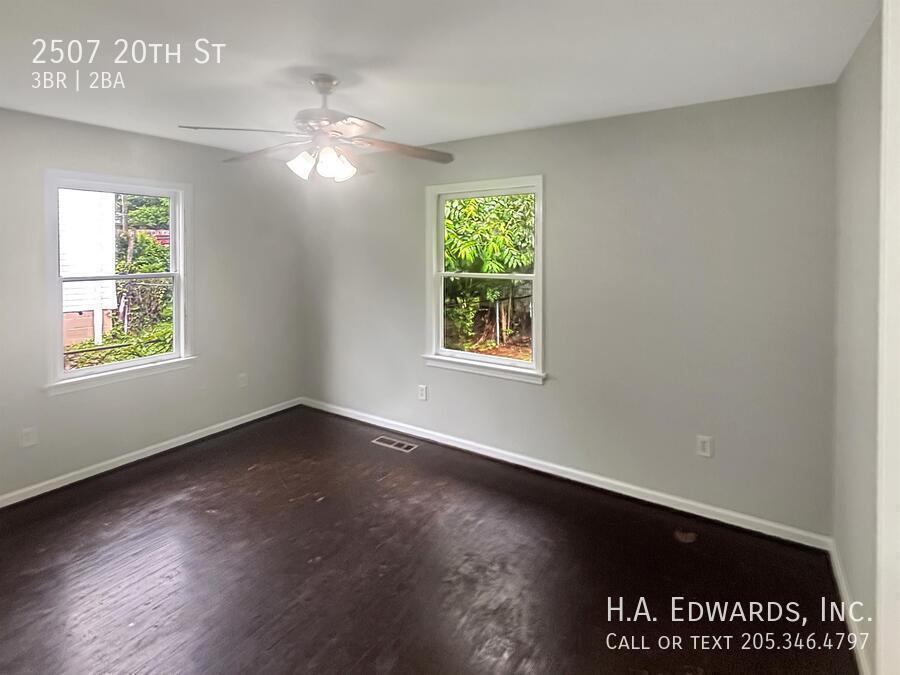 2507 20th St property image