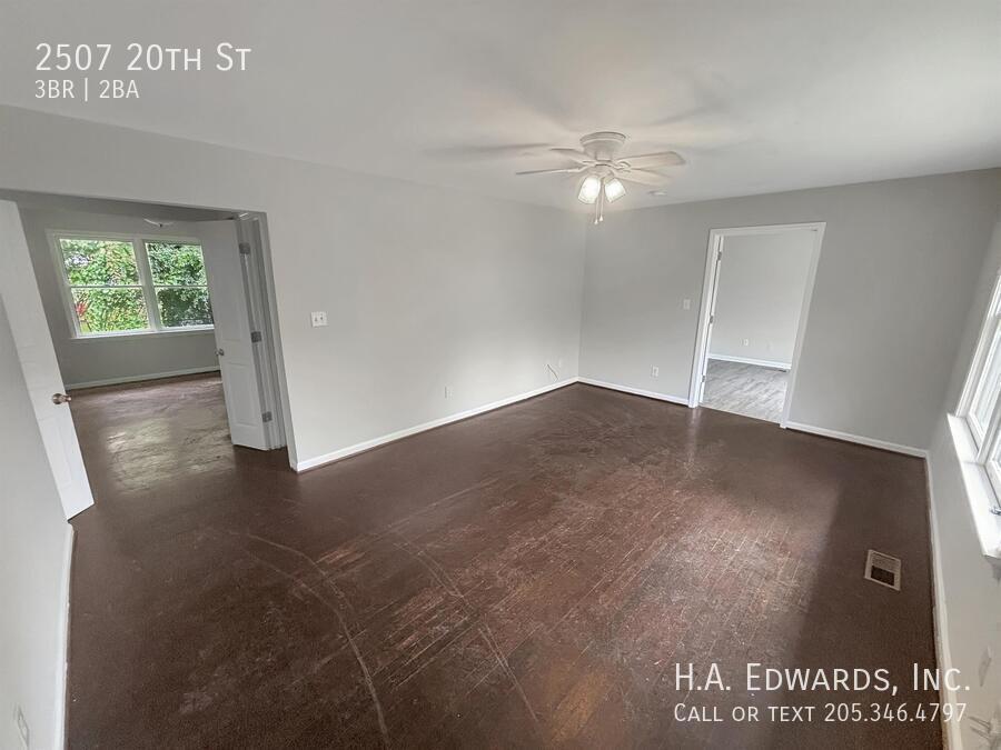 2507 20th St property image