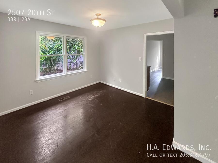 2507 20th St property image