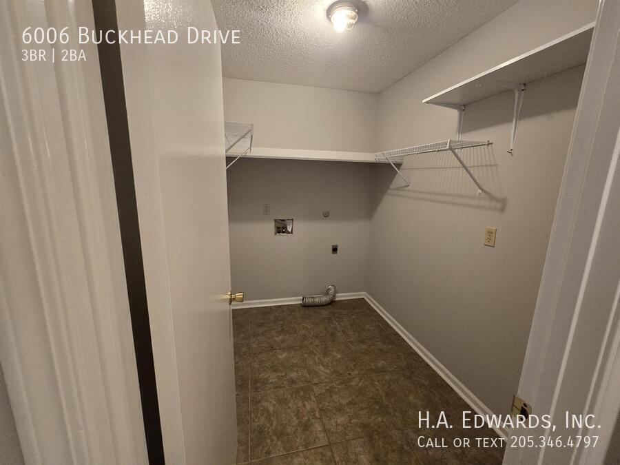 6006 Buckhead Drive property image