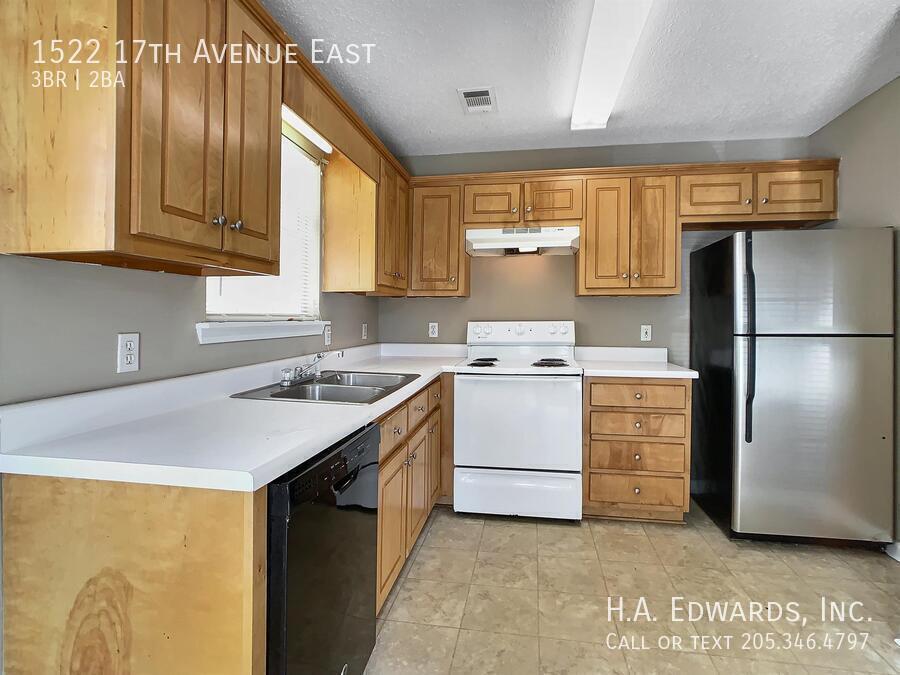 1522 17th Ave E property image
