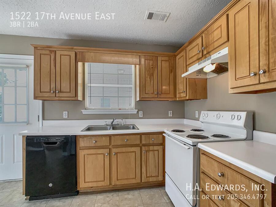 1522 17th Ave E property image