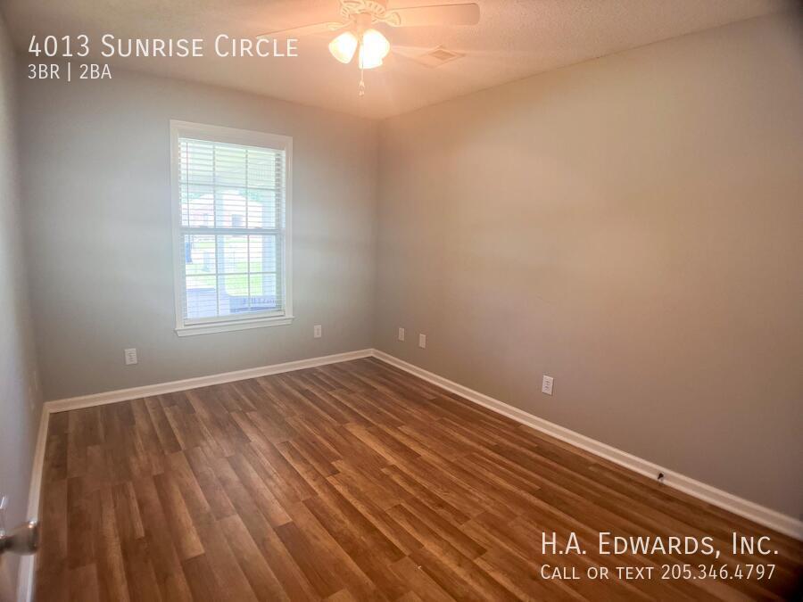 4013 Sunrise Circle property image