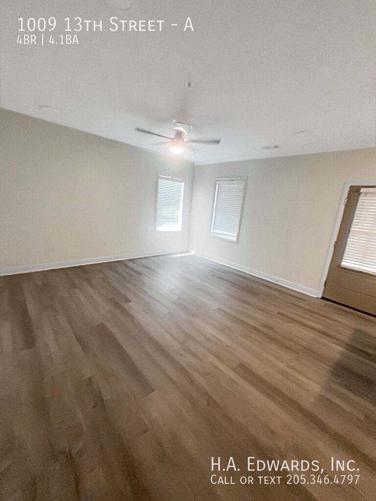 1009 13th Street property image
