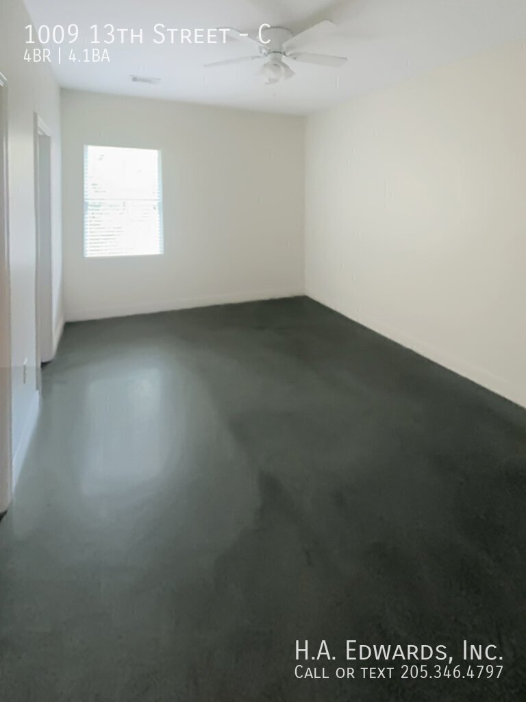 1009 13th Street property image