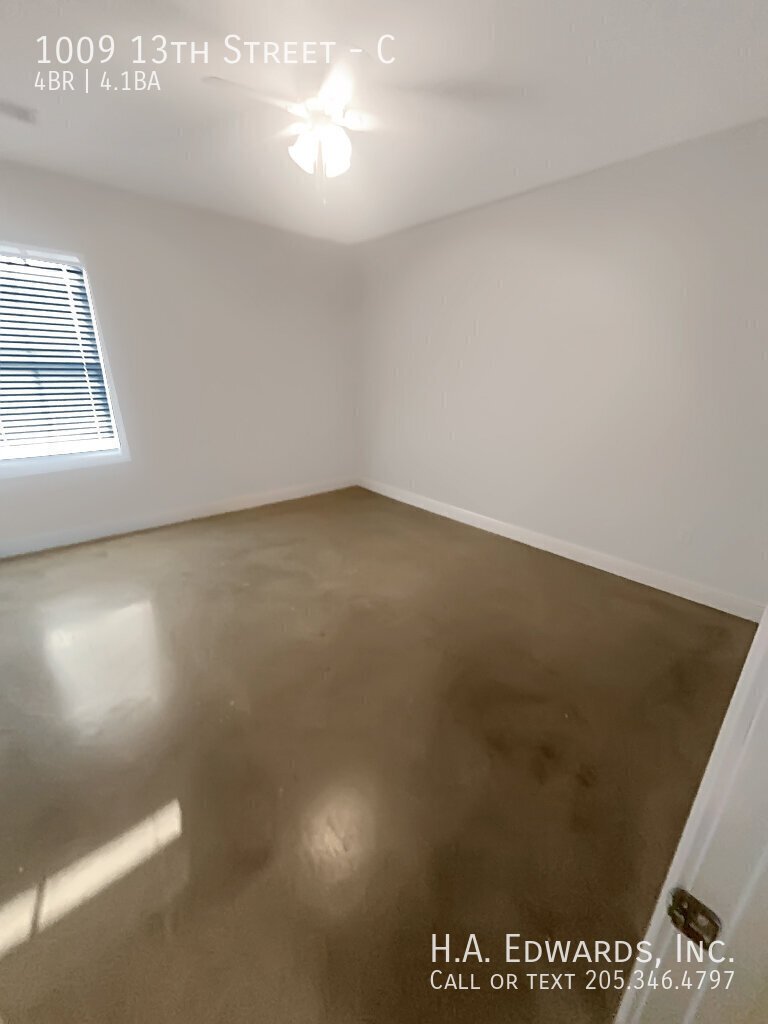 1009 13th Street property image