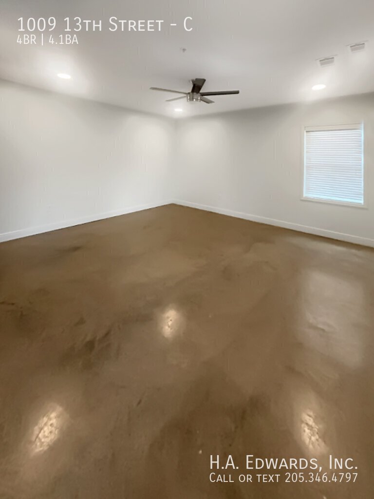 1009 13th Street property image