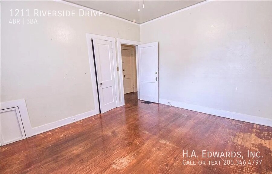 1211 Riverside Drive property image