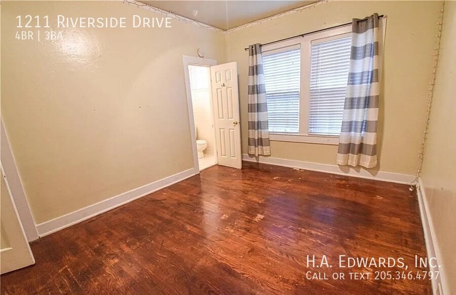 1211 Riverside Drive property image