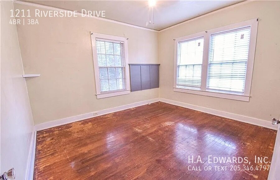 1211 Riverside Drive property image
