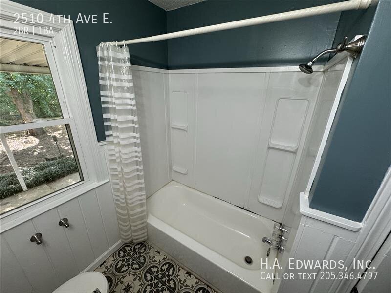 2510 4th Ave E. property image