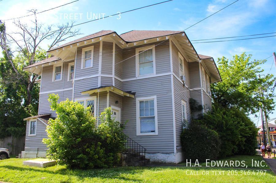 431 Reed Street Unit 3 Tuscaloosa, AL 35401 H.A. Edwards
