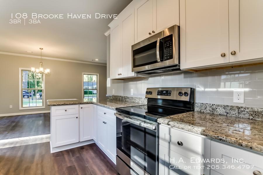 108 Brooke Haven property image