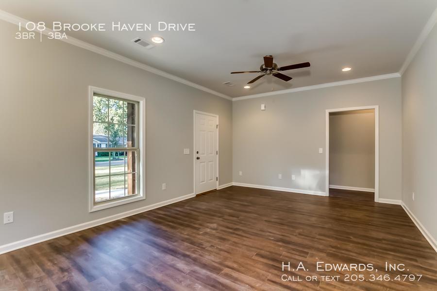 108 Brooke Haven property image