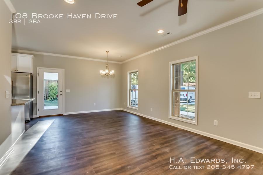 108 Brooke Haven property image