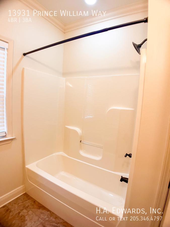 13931 Prince William Way property image