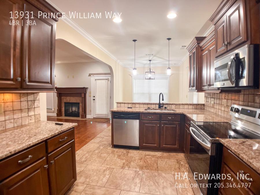 13931 Prince William Way property image