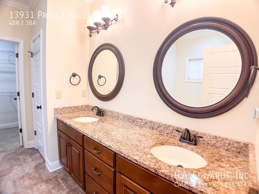 13931 Prince William Way property image