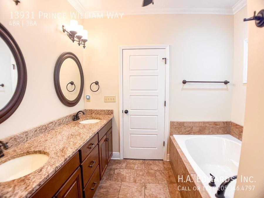 13931 Prince William Way property image
