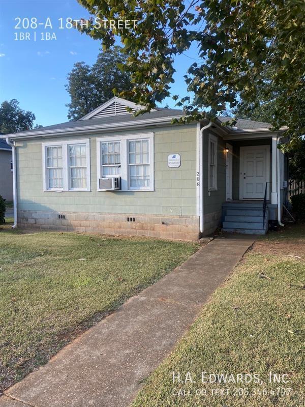 208 18th Street property image