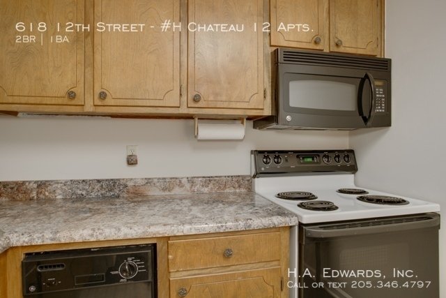 Chateau 12 Apartments property image