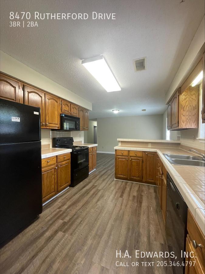 8470 Rutherford Drive property image