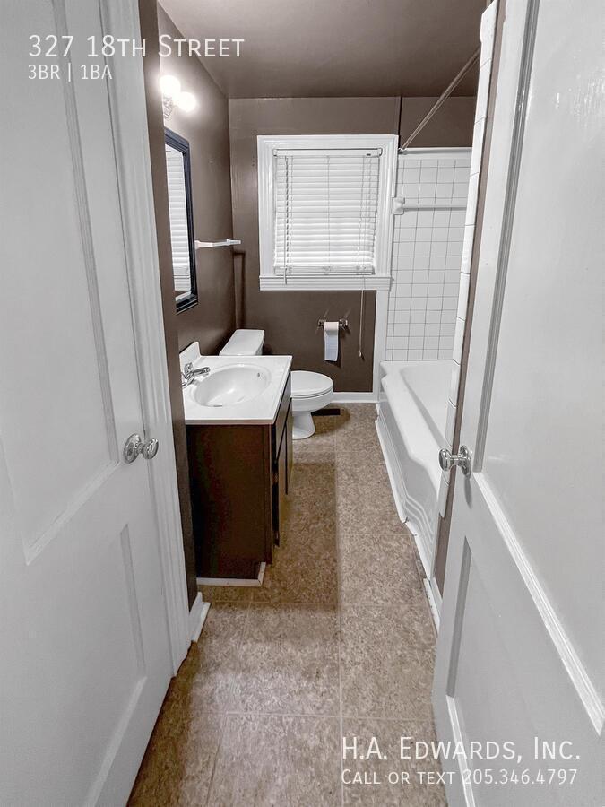 327 18th Street property image