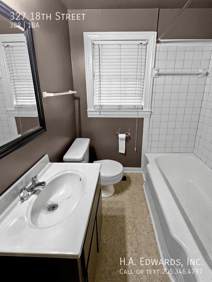 327 18th Street property image