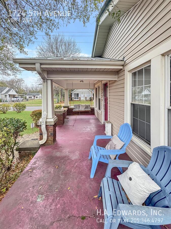 1724 5th Avenue property image