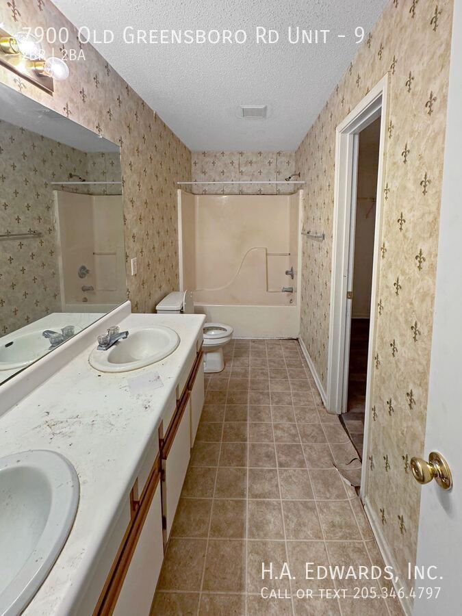 7900 Old Greensboro Rd Unit property image